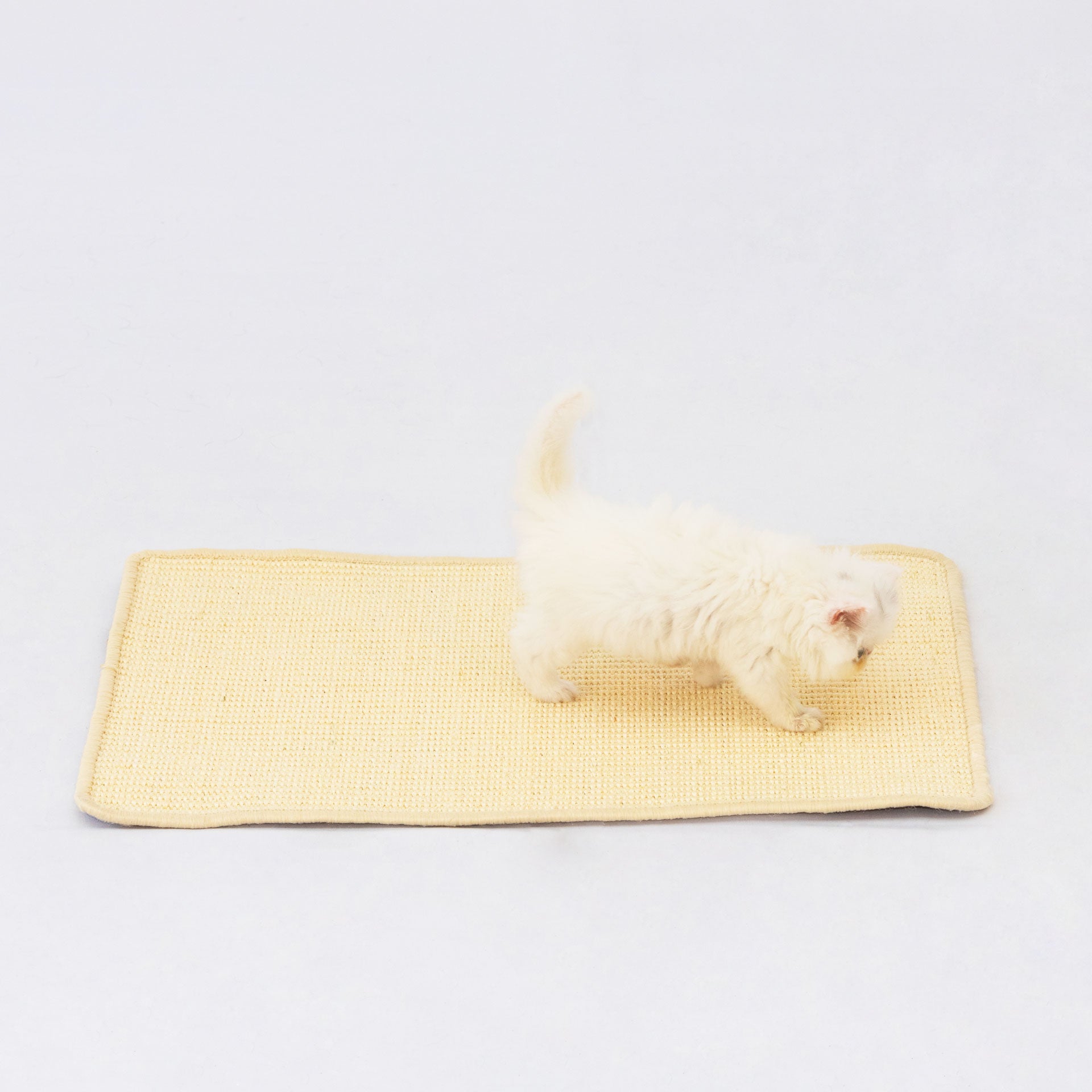 Rascador Lila – Tablero rascador para gatos en beige natural